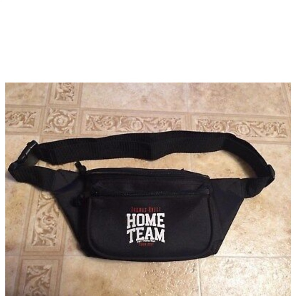 Thomas Rhett Fanny pack